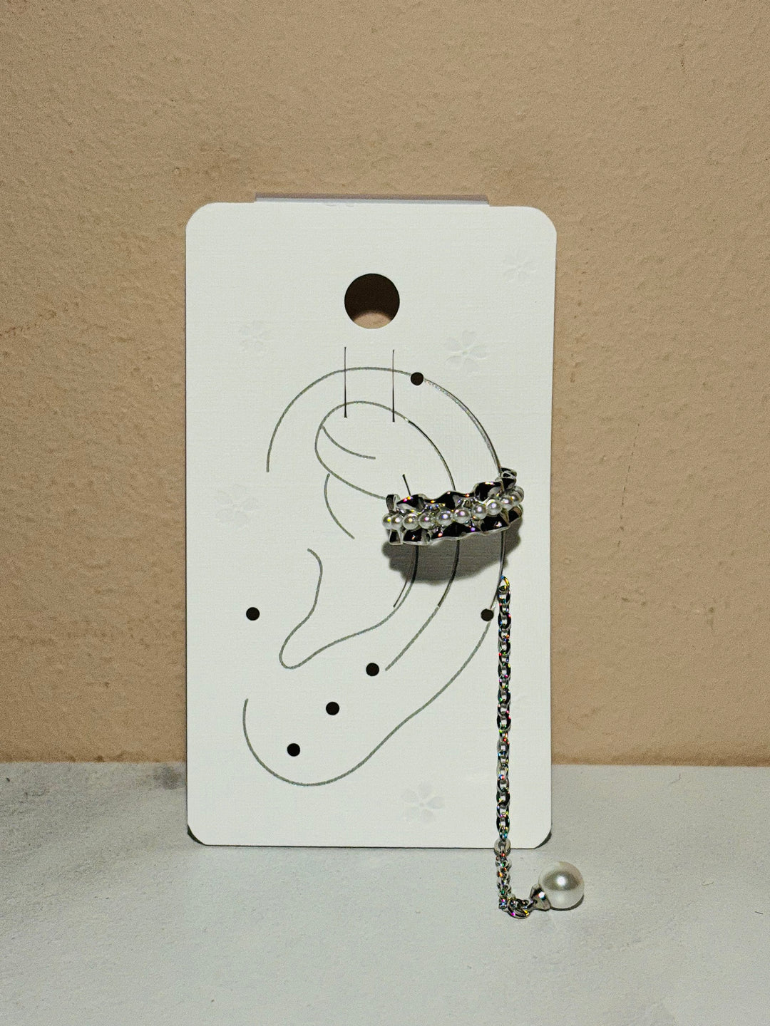 银色珍珠耳夹 Silver Pearl Drop Ear Cuff