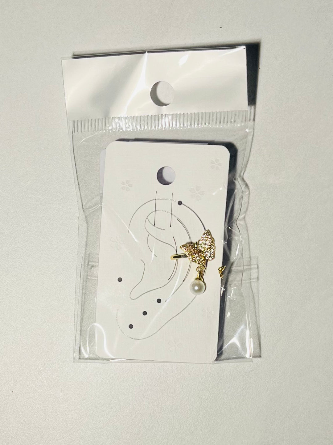 水钻珍珠蝴蝶耳夹 Crystal Pearl Butterfly Ear Cuff