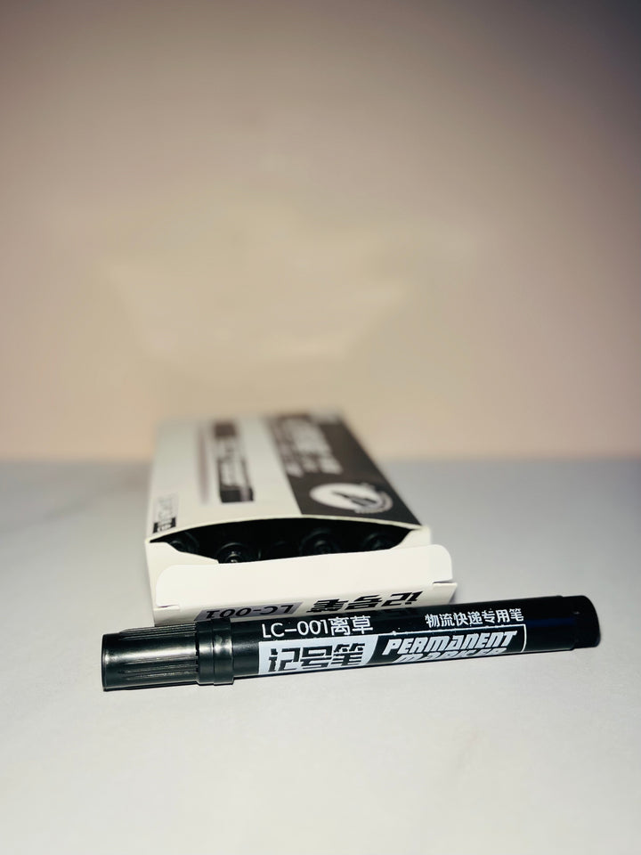 离草黑色大号记号笔单支 LC Black Permanent Marker Pen 1 pic