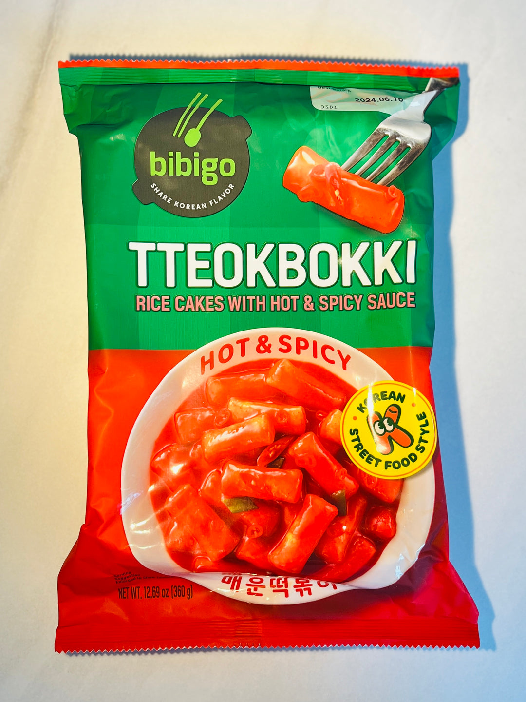 CJ Tteokbokki Rice Cake With Hot & Spicy Sauce 360g