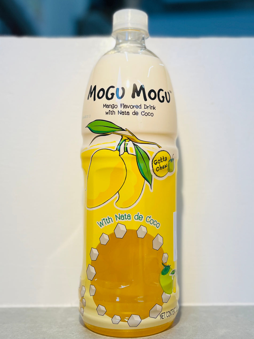 Mogu Mogu Mango Flavoured Drink 1L
