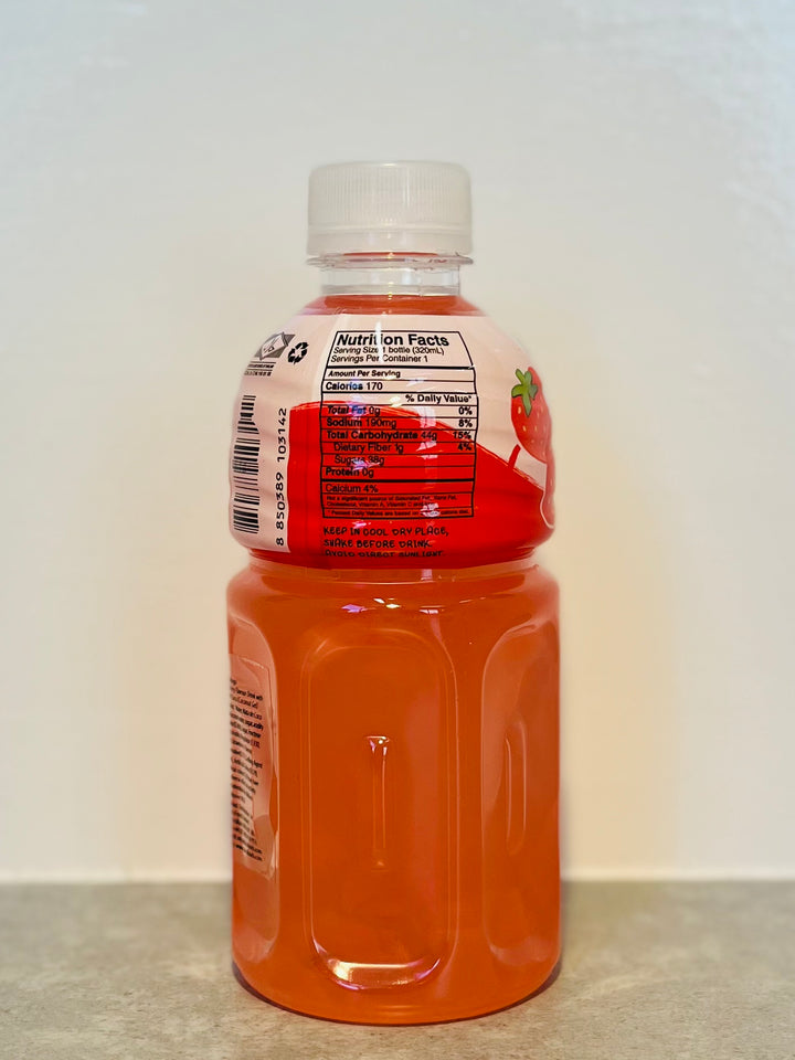 Mogu Mogu Strawberry Flavored Drink 320ml