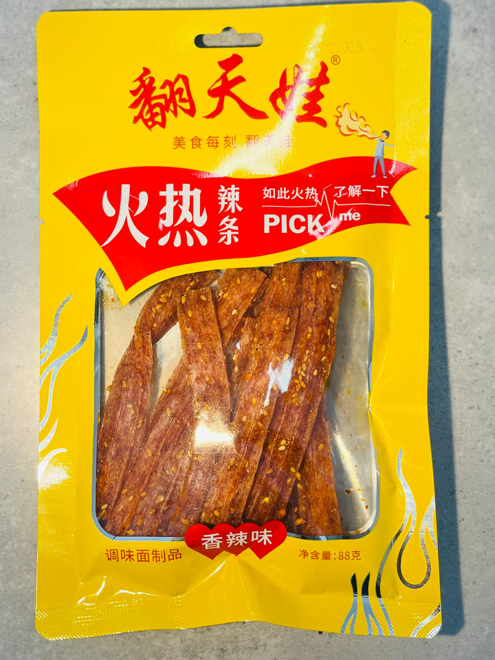 翻天娃火热辣条88g FTW Flaming Hot&Spicy Strips