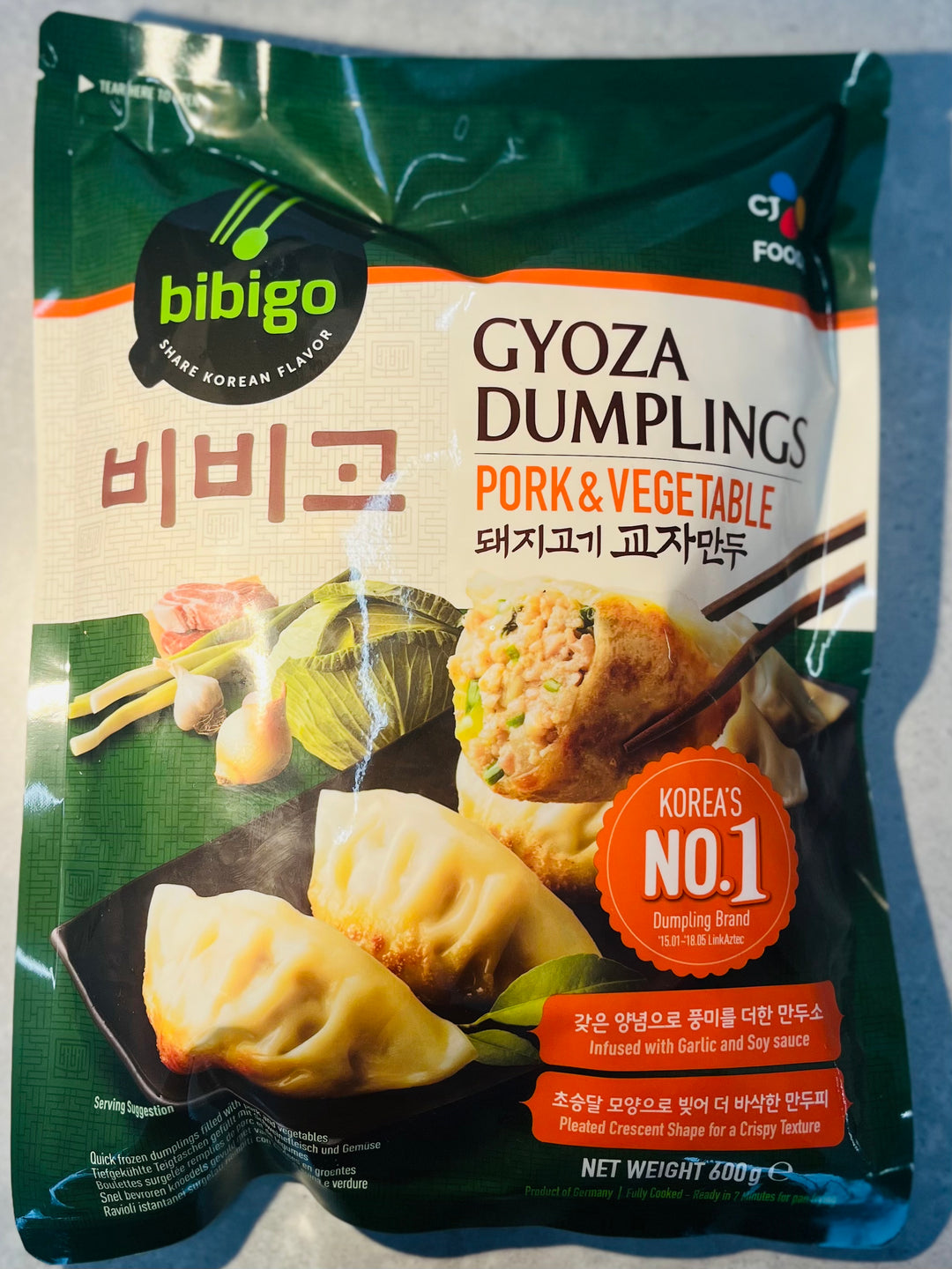 Bibigo Pork & Veggie Gyoza Dumplings 600g